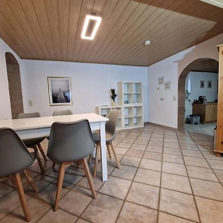 Grosszuegige Ferienwohnung 4+1 P. Büttelborn Esterno foto