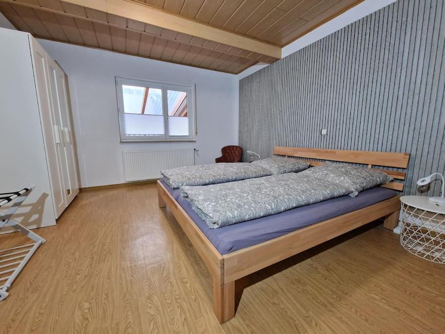 Grosszuegige Ferienwohnung 4+1 P. Büttelborn Esterno foto