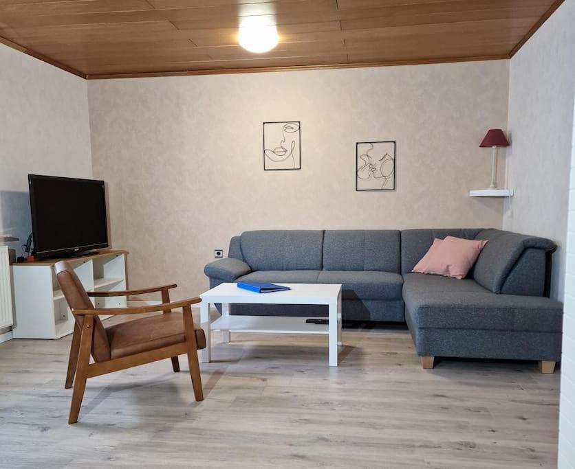 Grosszuegige Ferienwohnung 4+1 P. Büttelborn Esterno foto